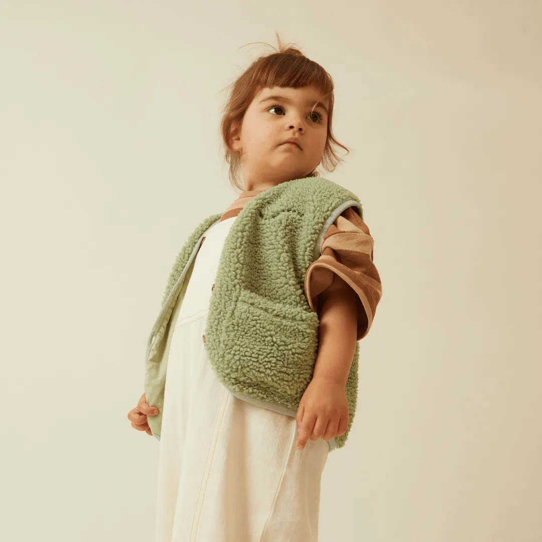 Claude & Co: Borg Gilet Sage