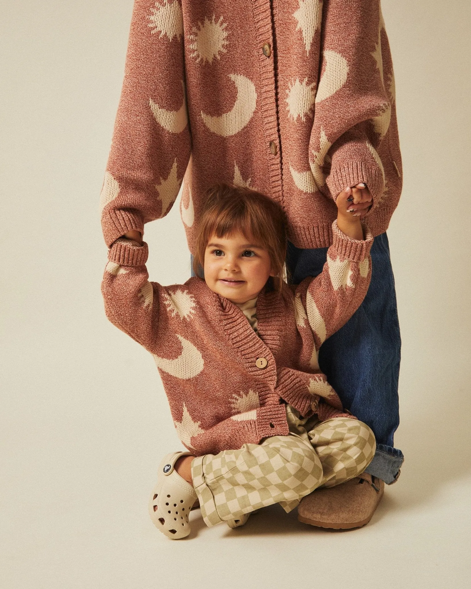 Claude & Co: Moon Knitwear Cardigan - Russet