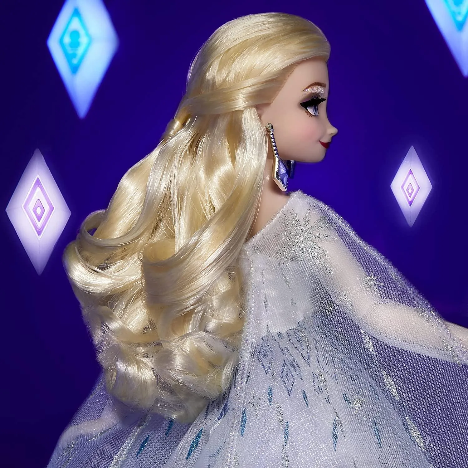 Disney Princess Style Series Holiday Elsa Doll