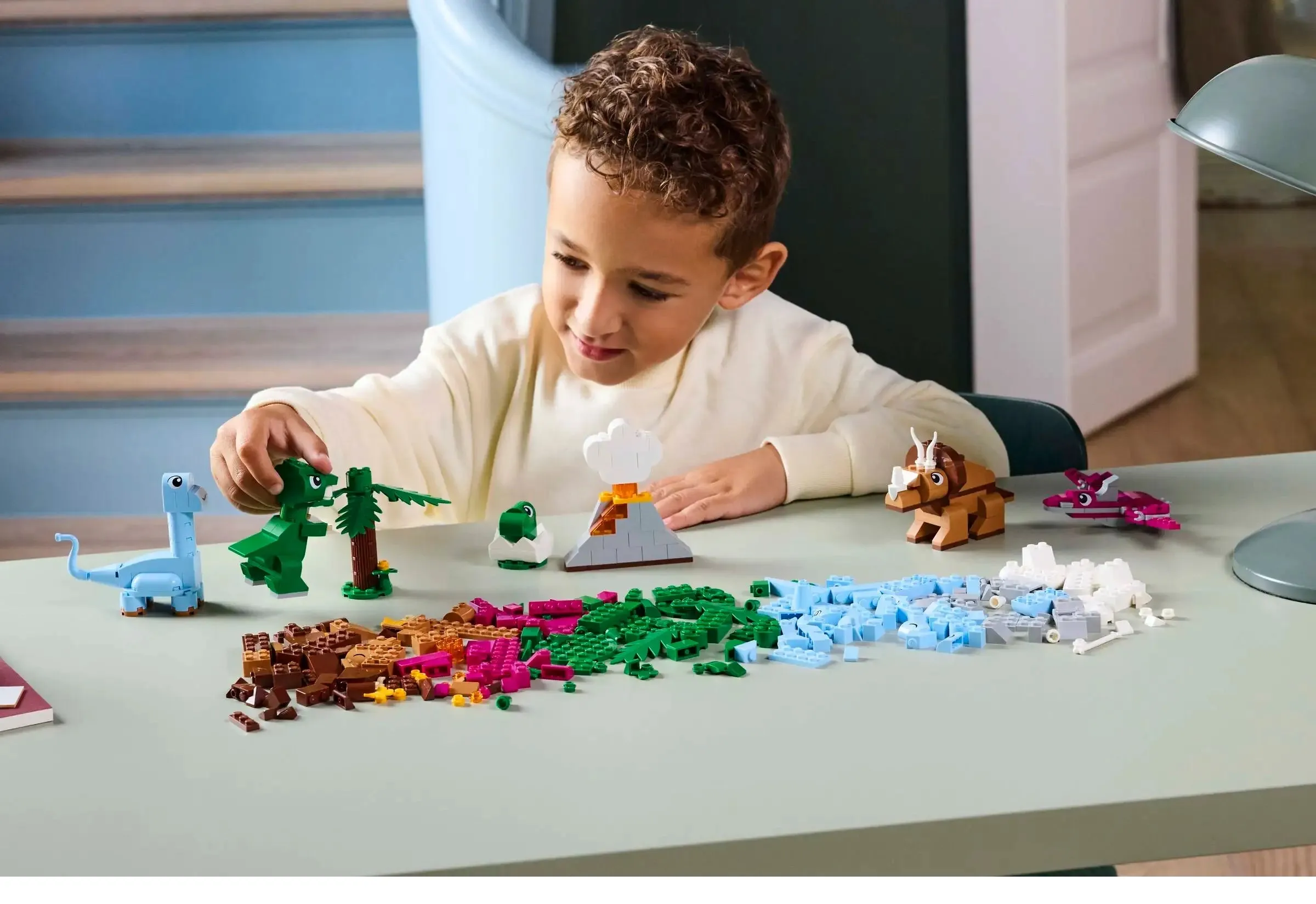 LEGO CLASSIC 11041 Creative Dinosaurs