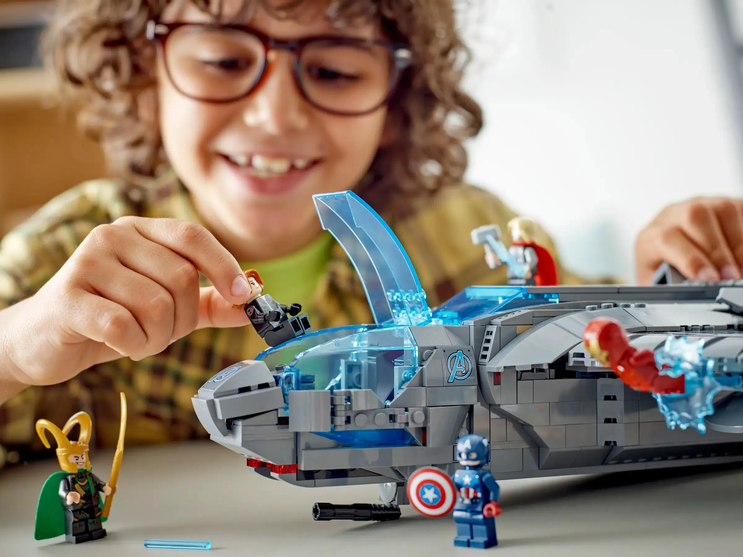 LEGO MARVEL 76248 The Avengers Quinjet