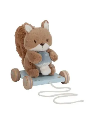 Little Dutch: Pull along Squirrel