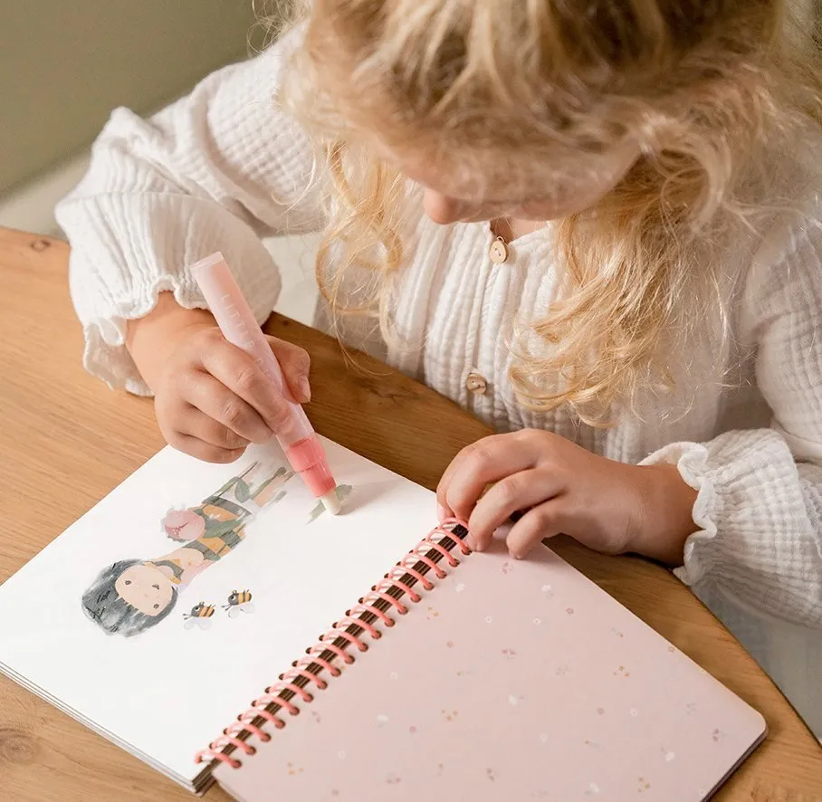 Little Dutch: Water reveal book - Rosa & Friends