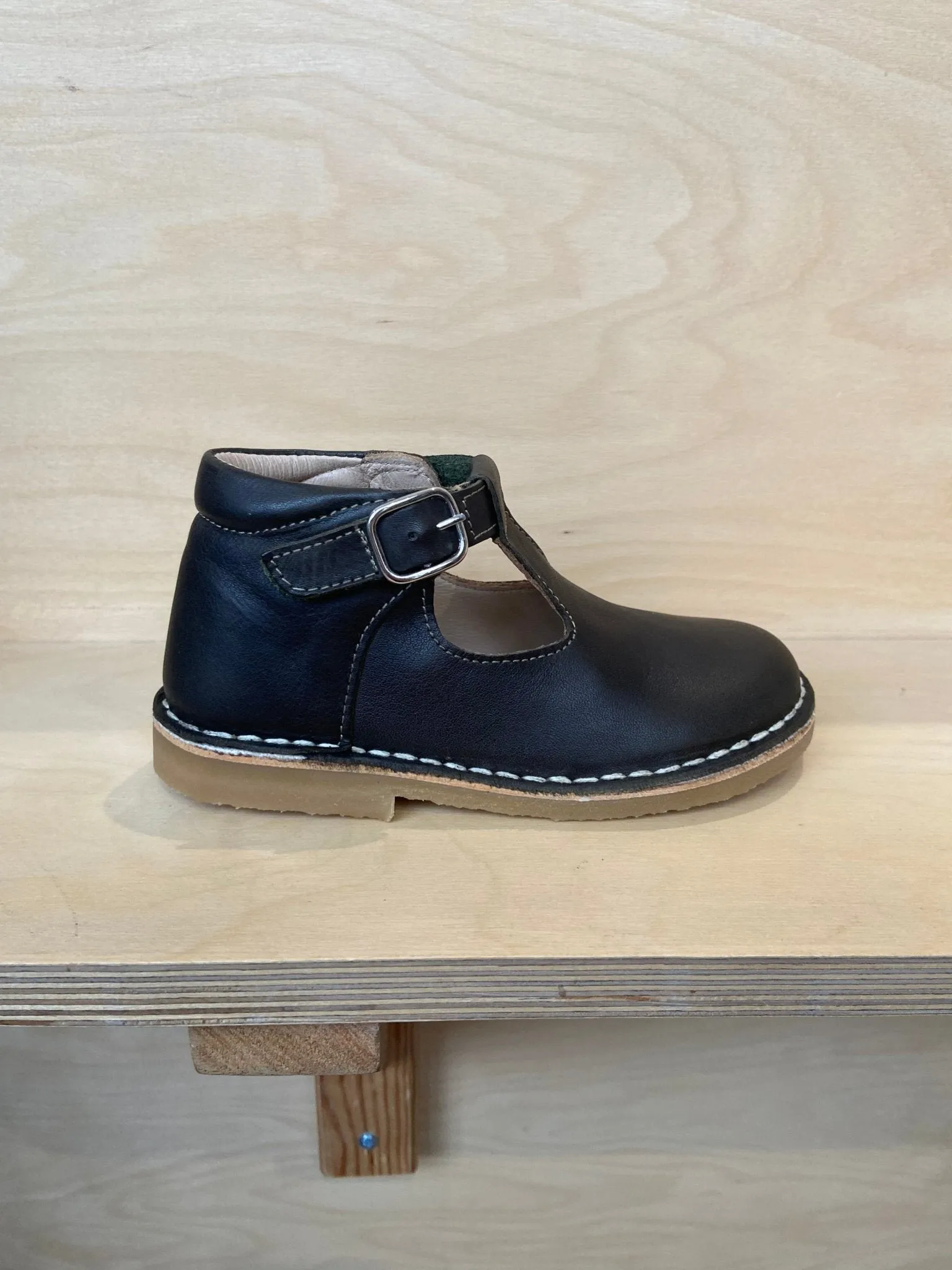 Petasil: Cooper Buckled Boots - Green Leather