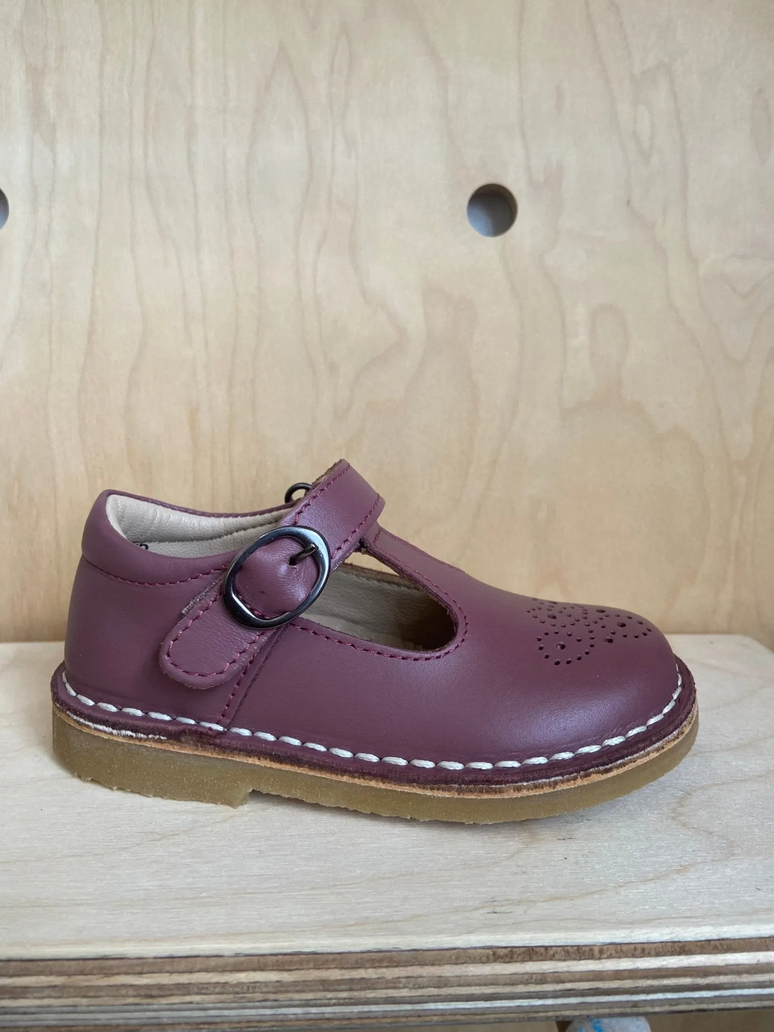 Petasil: Susy T-Bar Velcro Shoes  - Lavender Roma