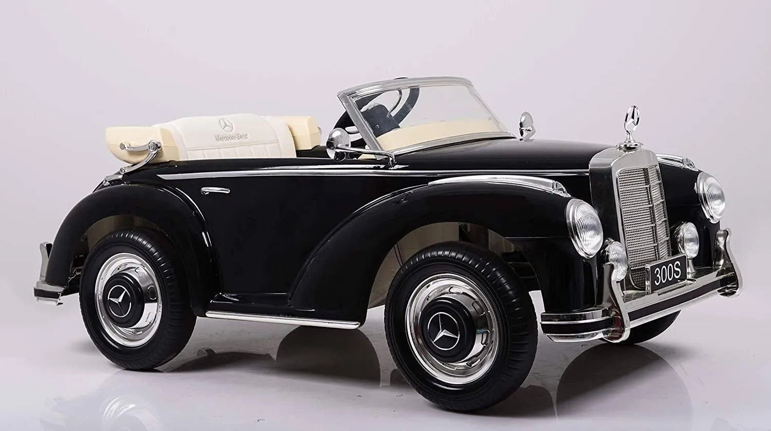 Ricco CLASSIC Mercedes Benz 300S (W188) 12V Battery Electric Ride-On Car Black X-Display