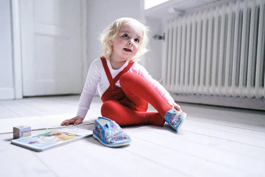 Silly Silas: Footed Tights - Love Red